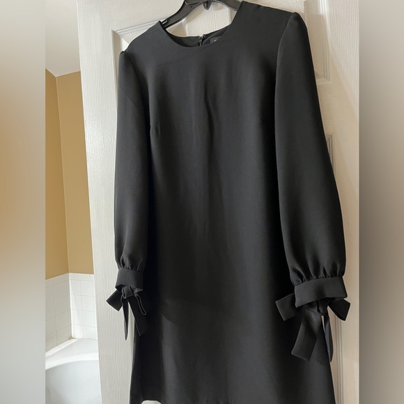 Banana Republic long sleeve dress with bow details - Picture 7 of 8
